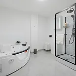 Yello Homes - Souterrain - Whirlpool - Luxurystyle