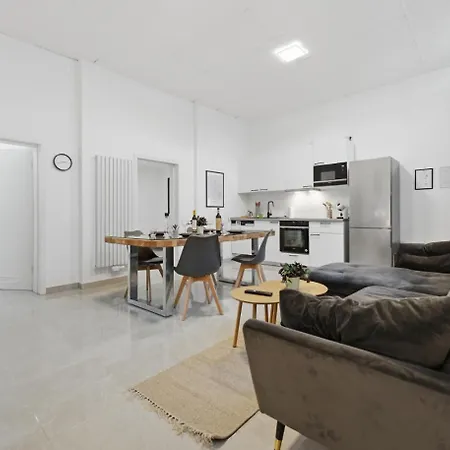 Yello Homes - Souterrain - Whirlpool - Luxurystyle Lägenhet Nürnberg