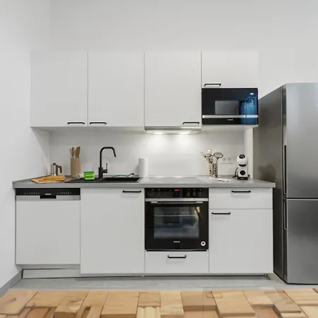 דירה Yello Homes - Souterrain - Whirlpool - Luxurystyle