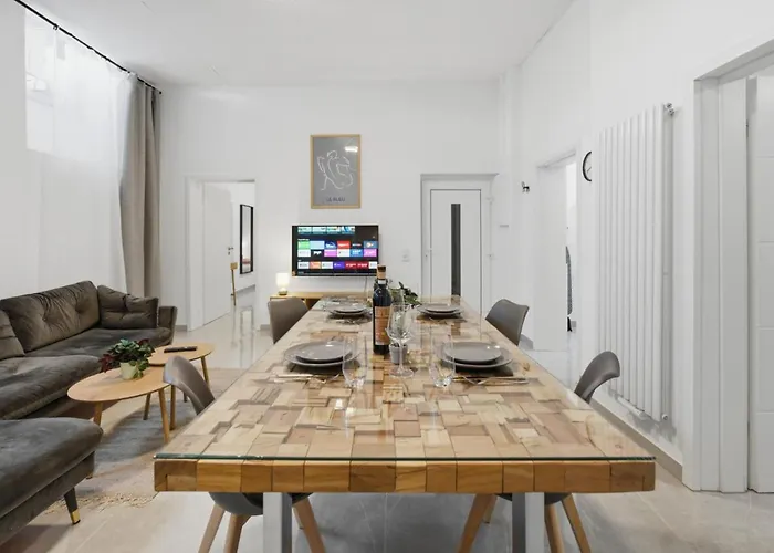 Yello Homes - Souterrain - Whirlpool - Luxurystyle Apartment