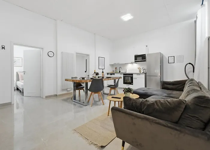 Yello Homes - Souterrain - Whirlpool - Luxurystyle Апартаменты Нюрнберг