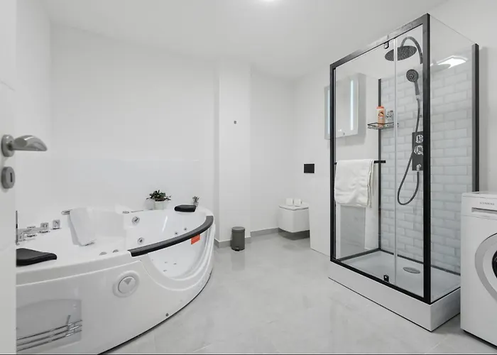 Yello Homes - Souterrain - Whirlpool - Luxurystyle