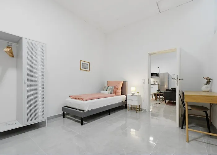 Yello Homes - Souterrain - Whirlpool - Luxurystyle Apartment *